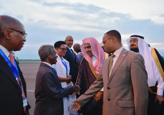 The SG of the Muslim World League arrives in the Republic of Burundi