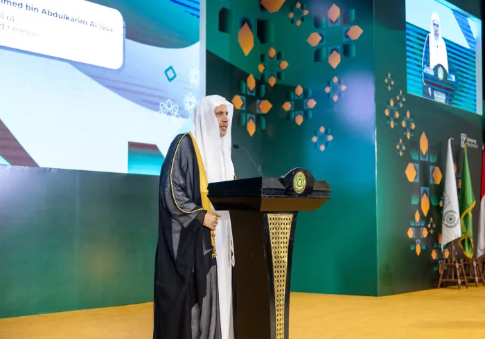 Cheikh Mohammed Al-Issa a donné une conférence sur le thème «Le dialogue entre les adeptes des religions»