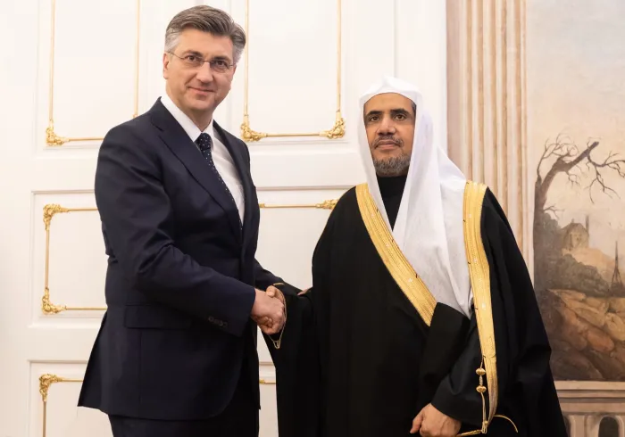 دولة رئيس وزراء كرواتيا يلتقي معالي الشيخ د.محمد العيسى في مقر رئاسة الحكومة