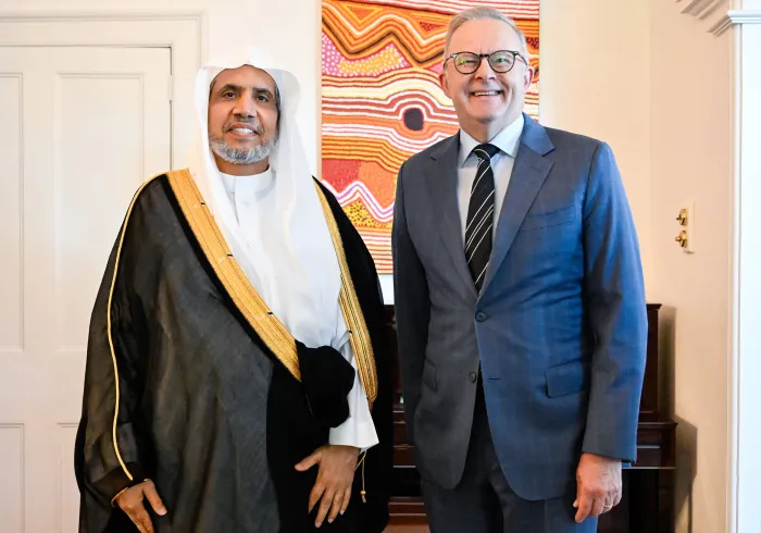 دولة رئيس الوزراء الأسترالي، السيد أنتوني ألبانيزي، يستقبل صاحب الفضيلة والمعالي، الشيخ الدكتور محمد بن عبدالكريم العيسى، في مدينة "سيدني" الأسترالية