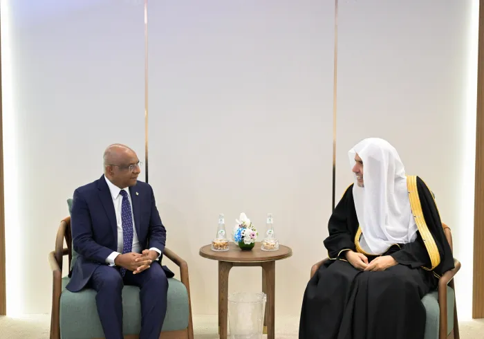 التقى معالي الأمين العام، رئيس هيئة علماء المسلمين، فضيلة الشيخ د.⁧‫محمد العيسى‬⁩ ⁦‬⁩، معاليَ رئيس الجمعية العامة للأمم المتحدة للدورة السابقة، والناشط الدولي في العمل الإسلامي والإنساني، السيد عبد الله شاهد