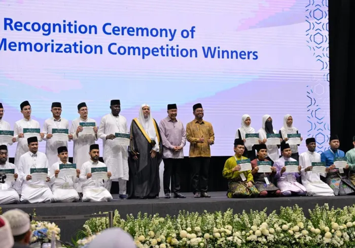 Sekretaris Jenderal Liga Muslim Dunia Meresmikan Pertemuan Keempat Majelis Ulama ASEAN dan Meluncurkan Proyek Bahasa Arab untuk Para Hafiz di Kawasan ASEAN