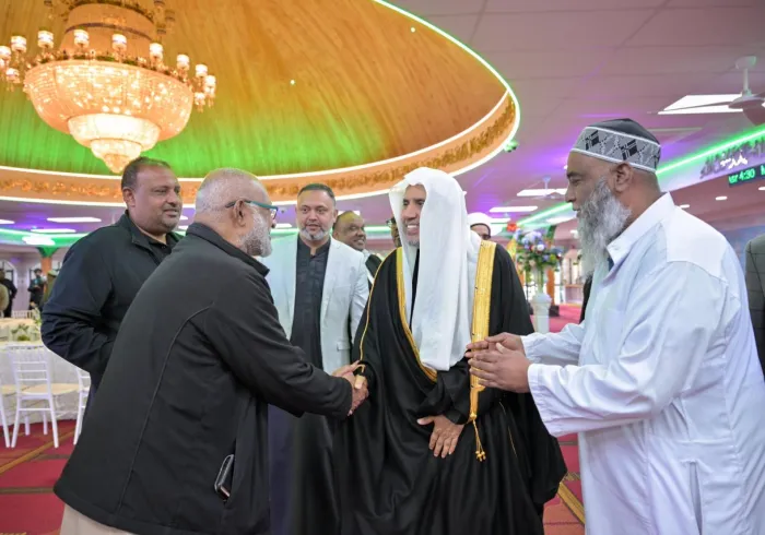 أمينُ عامّ رابطة العالم الإسلامي يزور أكبر جوامع نيوزيلندا