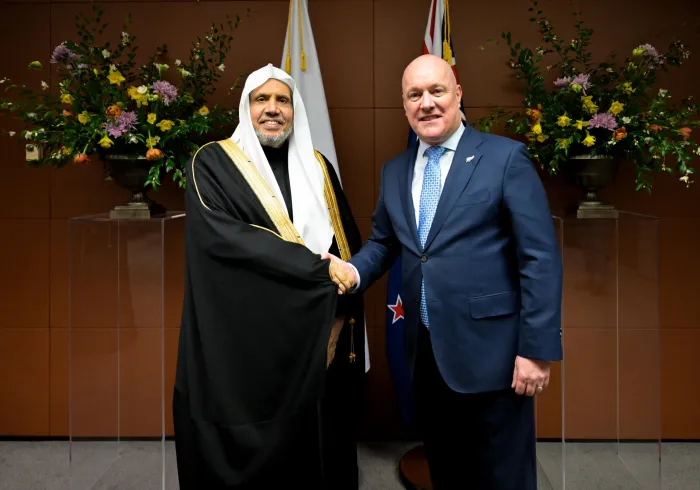 Le Premier ministre de la Nouvelle-Zélande, M. Christopher Luxon, a reçu, dans la capitale néo-zélandaise Wellington, le Secrétaire général, cheikh Mohammed Al-Issa