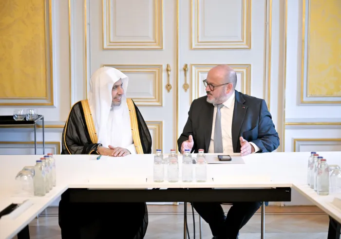 Le ministre de l’intérieur, M. Bernard Quintin, a reçu, au ministère belge de l’Intérieur, le Secrétaire général et président de l’Organisation des savants musulmans, cheikh Mohammed Al-Issa