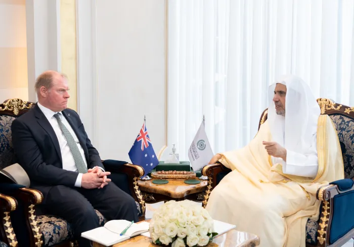 التقى معالي الأمين العام، الشيخ د.⁧‫محمد العيسى‬⁩ في مكتبه بالرياض، سعادة سفير أستراليا لدى المملكة العربية السعودية، السيد مارك دونوفان