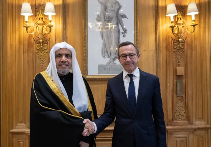 جناب دبیرکل سازمان همبستگی جهان اسلام و رئیس انجمن علمای مسلمان، آقای دکتر شیخ محمد العیسی،  امروز در محل اقامت خود در پایتخت فرانسه، پاریس، میزبان جناب وزیر کشور فرانسه، آقای برونو روتایو بود.