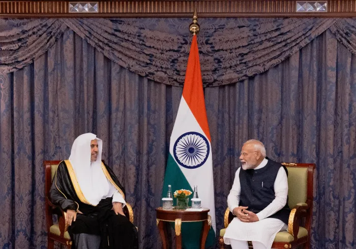 Le Secrétaire général, Président de l’Organisation des savants musulmans, cheikh Mohammed Al-Issa , a rencontré à Djeddah le Premier ministre de la République de l’Inde, M. Narendra Modi.