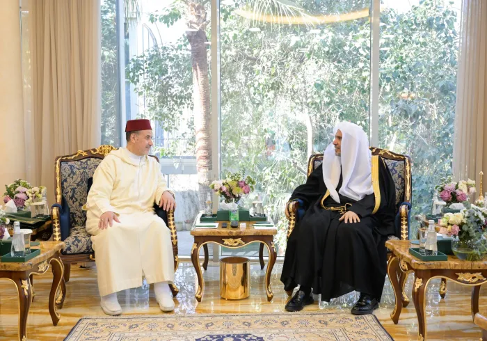 استقبل معالي الأمين العام، رئيس هيئة علماء المسلمين، الشيخ د.⁧‫ محمد العيسى‬⁩ ⁦‪‬⁩، معالي رئيس الرابطة المحمدية لعلماء المملكة المغربية، عضو المجلس الأعلى للرابطة، وعضو مجمعها الفقهي الإسلامي، الشيخ د. أحمد عبّادي