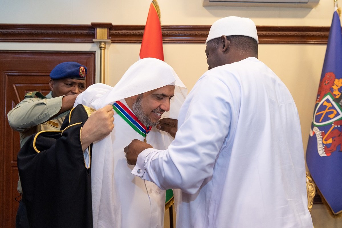 With the participation of the Gambian President:  Sheikh Dr. Al-Issa launches the Conference of Muslim Scholars in Africa