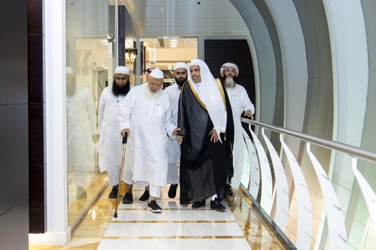 استقبل معالي الأمين العام، رئيس هيئة علماء المسلمين الشيخ د. محمد العيسى‬⁩ سماحة الشيخ أرشد مدني، رئيس جمعية علماء الهند، والوفد المرافق له