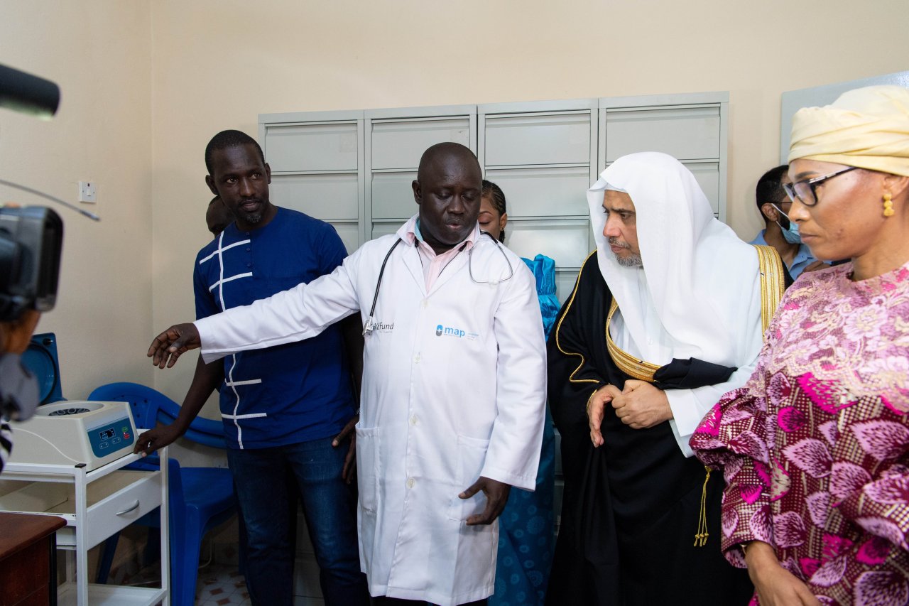 Dr. Mohammed Al-Issa inaugurates Al-Salam Medical Facility