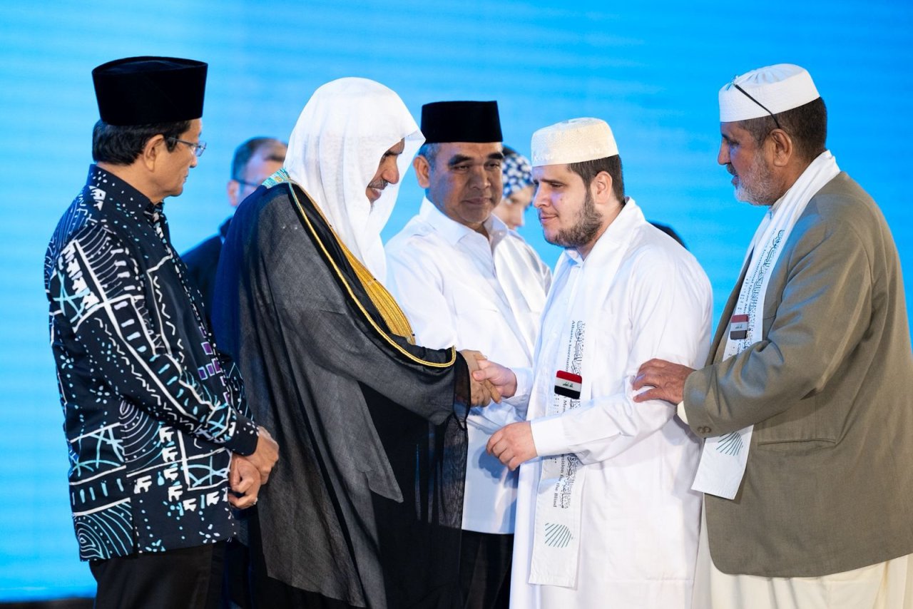 La Ligue islamique mondiale organise la première compétition internationale de mémorisation du Coran pour les aveugles en République d’Indonésie