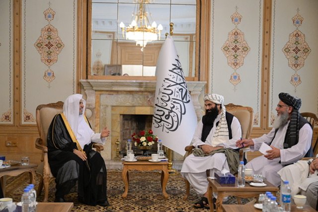 Le Secrétaire général de la Ligue islamique mondiale rencontre les ministres afghans des Affaires étrangères et de l’Intérieur à Kaboul