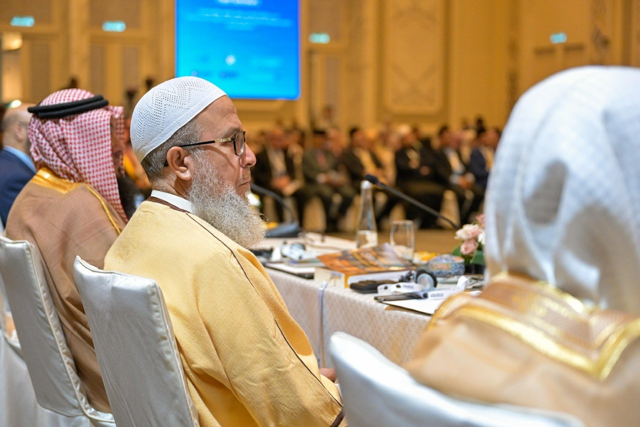ضمن الملتقى الأول من نوعه للفقهاء: "تدريس الفقه الإسلامي وتكوين الفقيه": كبارُ فقهاء الأمّة يجتمعون في ماليزيا؛ تحت مظلّة المجمع الفقهي الإسلامي برابطة العالم الإسلامي