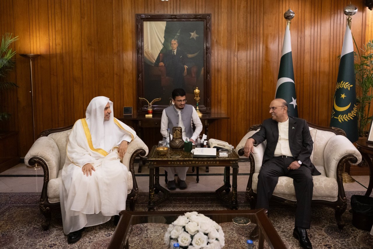 Le Président de la République islamique du Pakistan, M. Asif Ali Zardari, a reçu au palais présidentiel de la capitale Islamabad le Secrétaire général, Président de l’Organisation des savants musulmans, cheikh Mohammed Alissa.