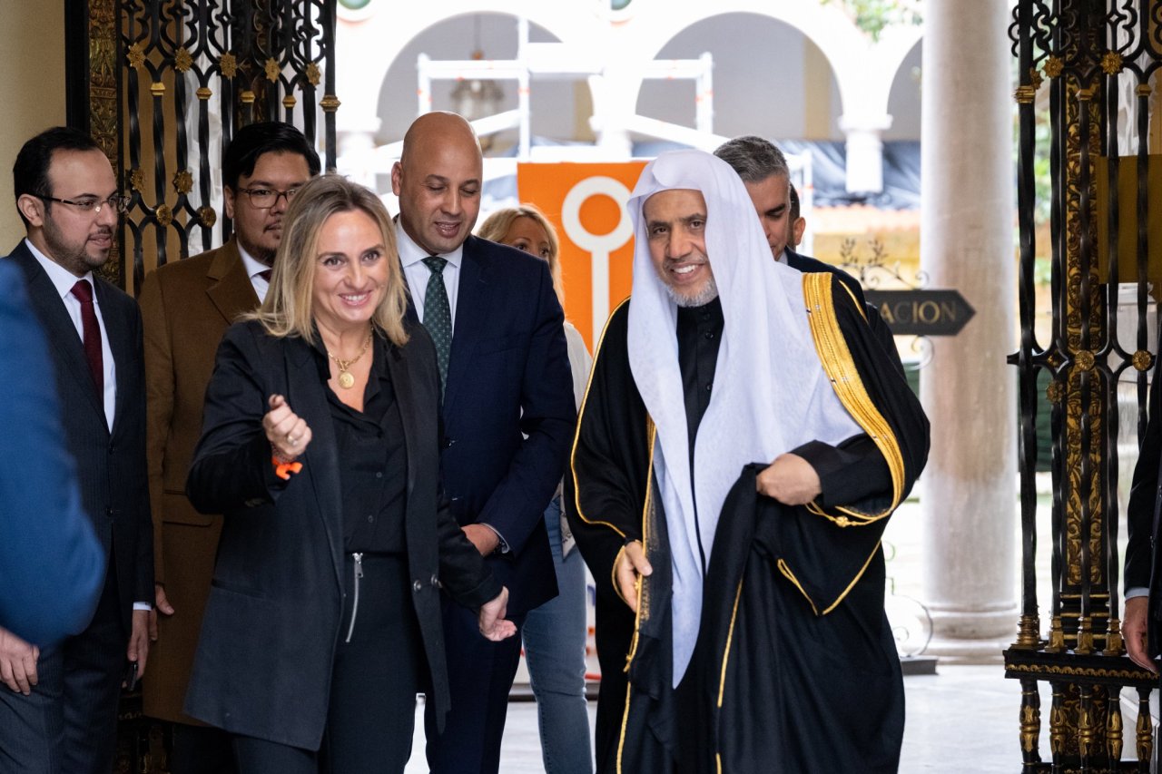cheikh Mohammed Alissa a rencontré, Mme María Francisca Carazo Villalonga