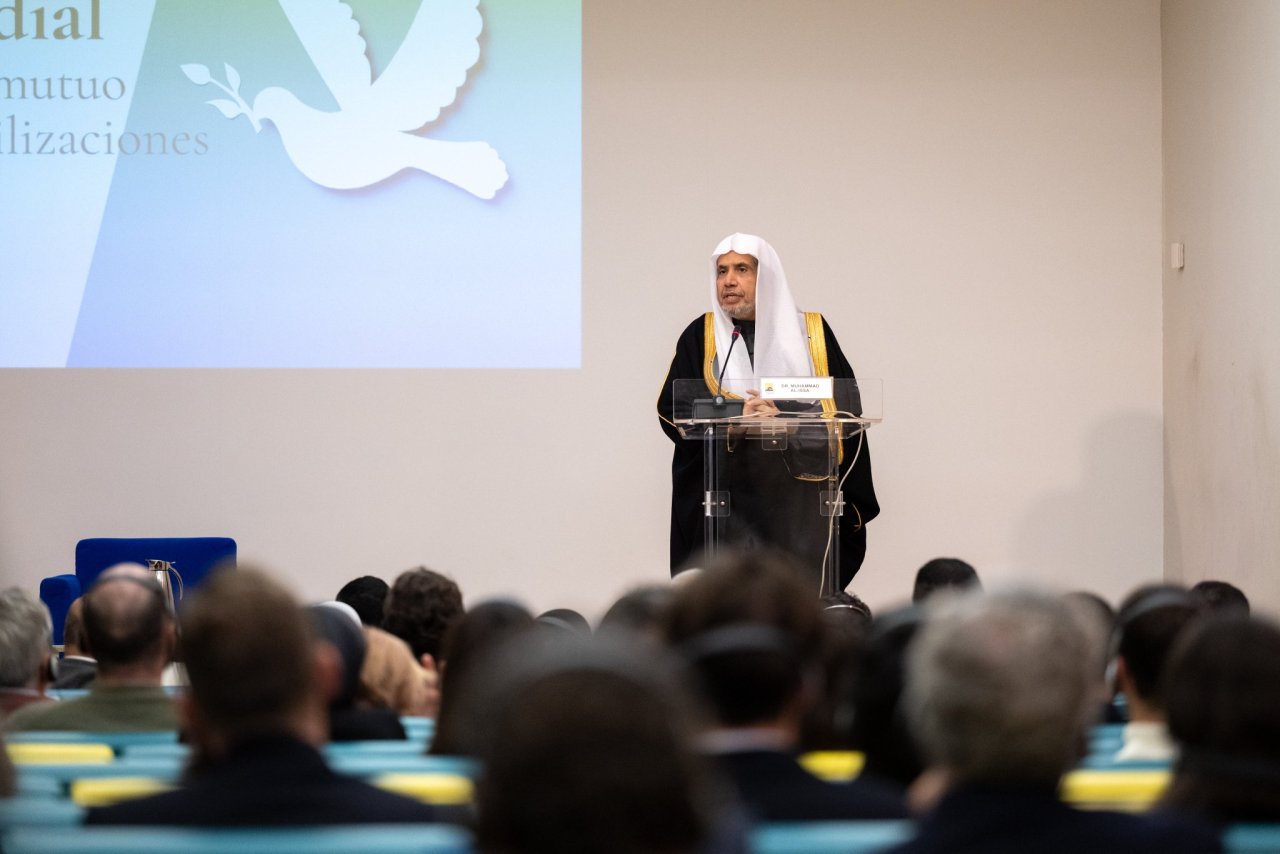 Á Madrid, la « Casa Árabe » l’un des plus grands centres de recherche européens, relevant du ministère espagnol des Affaires étrangères, a accueilli  le cheikh Mohammed Alissa