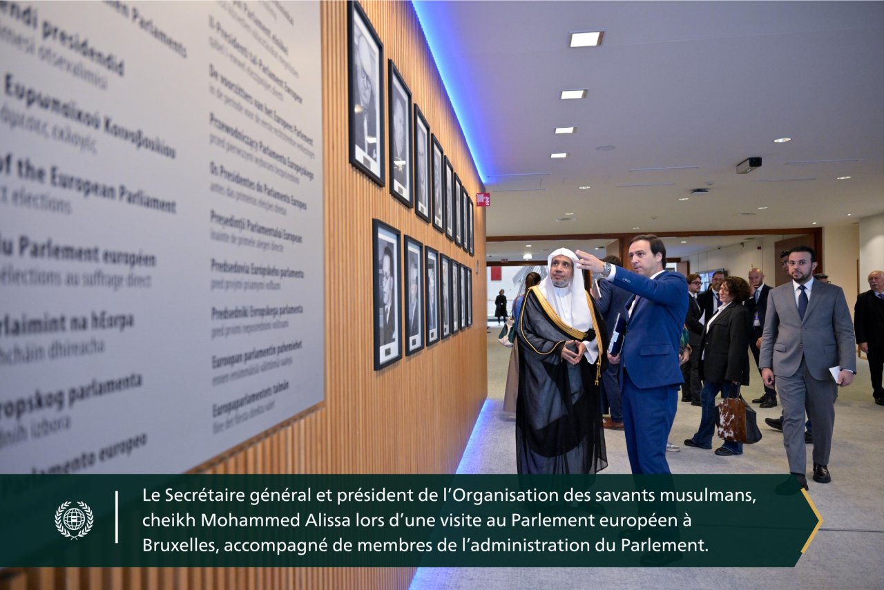 Hier soir, le Secrétaire général, cheikh Mohammed Al-Issa a rencontré à Bruxelles des représentants du Parlement européen et leurs collaborateurs.