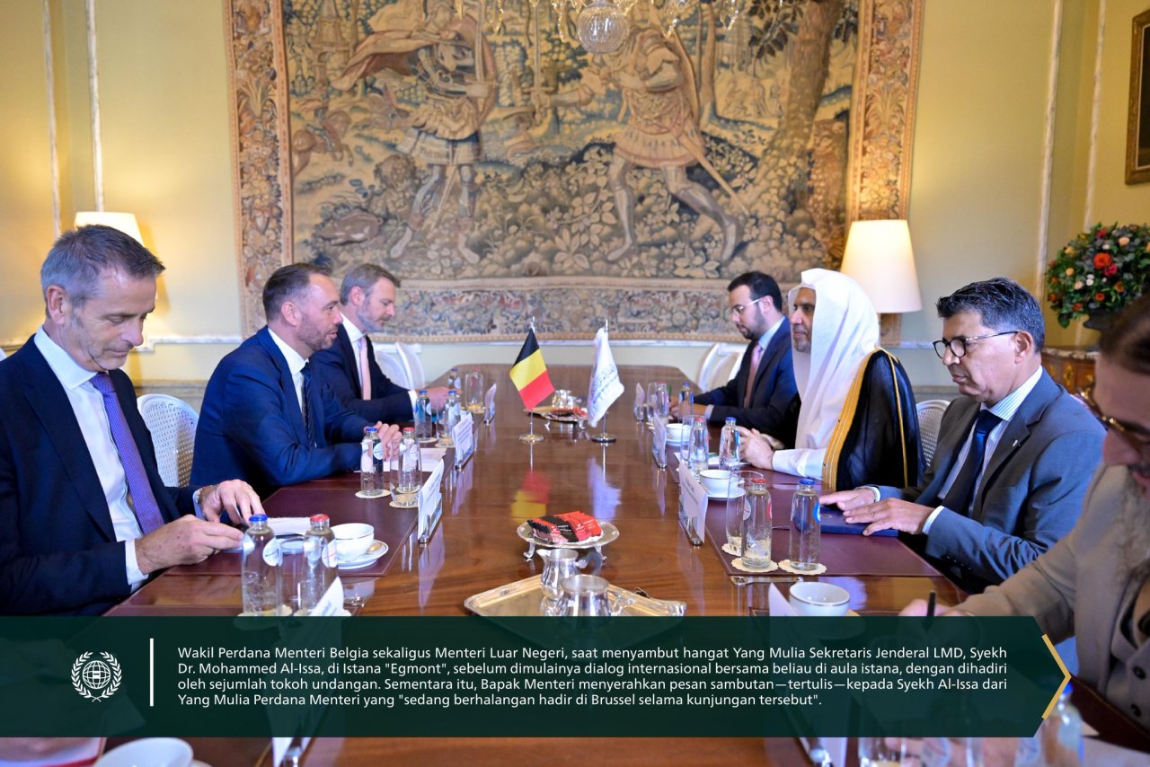 Kementerian Luar Negeri Belgia, bertempat di Istana Egmont, ibu kota "Brussel", menyelenggarakan dialog komprehensif bersama Yang Mulia Sekretaris Jenderal LMD sekaligus Ketua Organisasi Ulama Muslim, Syekh Dr. Mohammed Al-Issa