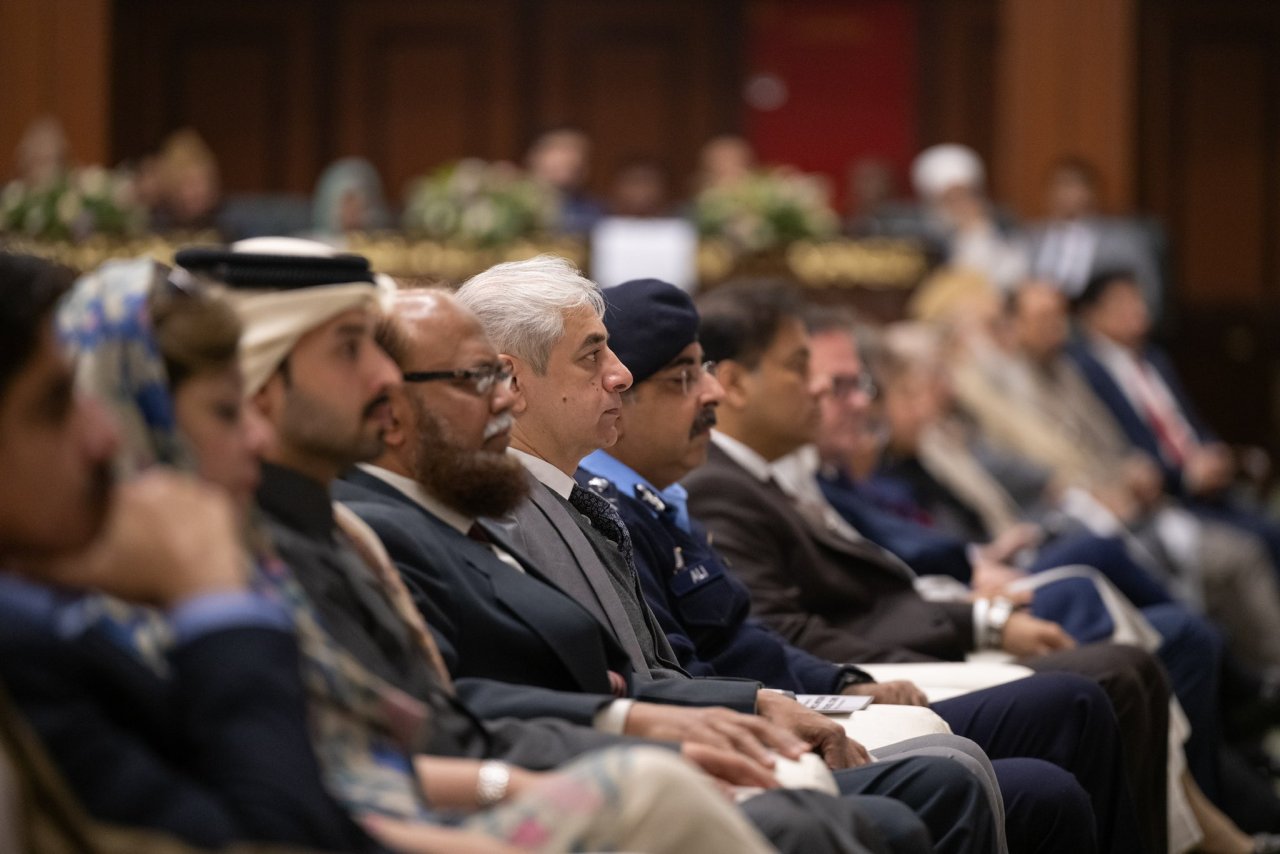 جناب دبیرکل و رئیس انجمن علمای مسلمان، دکتر شیخ محمد العیسی در جریان آغاز طرح ابتکاری آموزش دختران در جوامع مسلمان از پایتخت پاکستان، «اسلام‌آباد»، اظهار داشتند:
