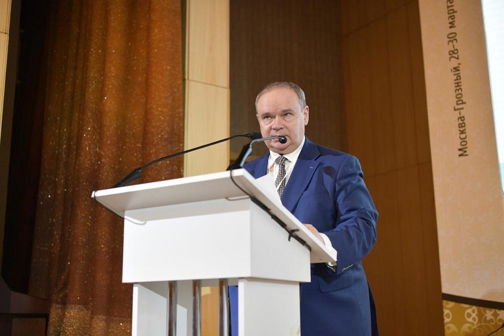 حظي المؤتمر برعاية رسمية روسية عبر تمثيل حكومي رفيع