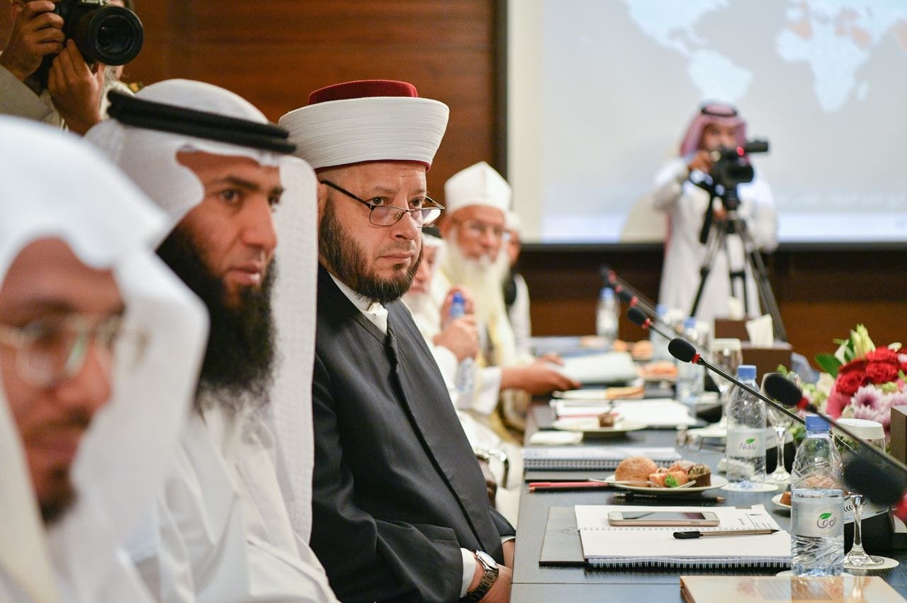 Sheikh Mahmoud Akkawi from Lebanon speaking at the meeting