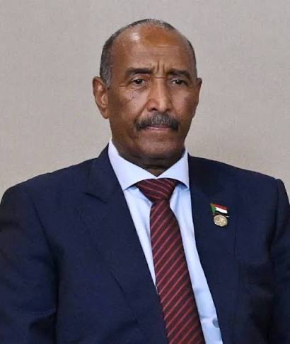 فخامة رئيس مجلس السيادة السوداني، الفريق أول ركن عبدالفتاح البرهان يُعرِب في اتصالٍ هاتفيٍّ بمعالي الأمين العام، فضيلة الشيخ د.محمد العيسى ، عن ترحيبِه بزيارة فضيلته الحالية للسودان