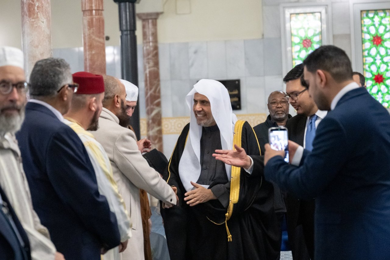 H.E. Sheikh Dr. Mohammed Al-Issa, met with officials of Islamic organizations from across Spain