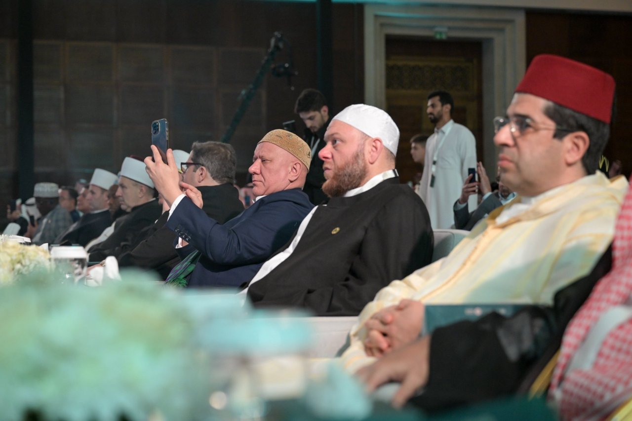 عزت مآب شیخ ڈاکٹر محمد العیسی ، نے مکہ مکرمہ کلاک ٹاور میں رابطہ عالم اسلامی کے ڈیجیٹل پلیٹ فارم ”منہاج“ کا باقاعدہ افتتاح کیا