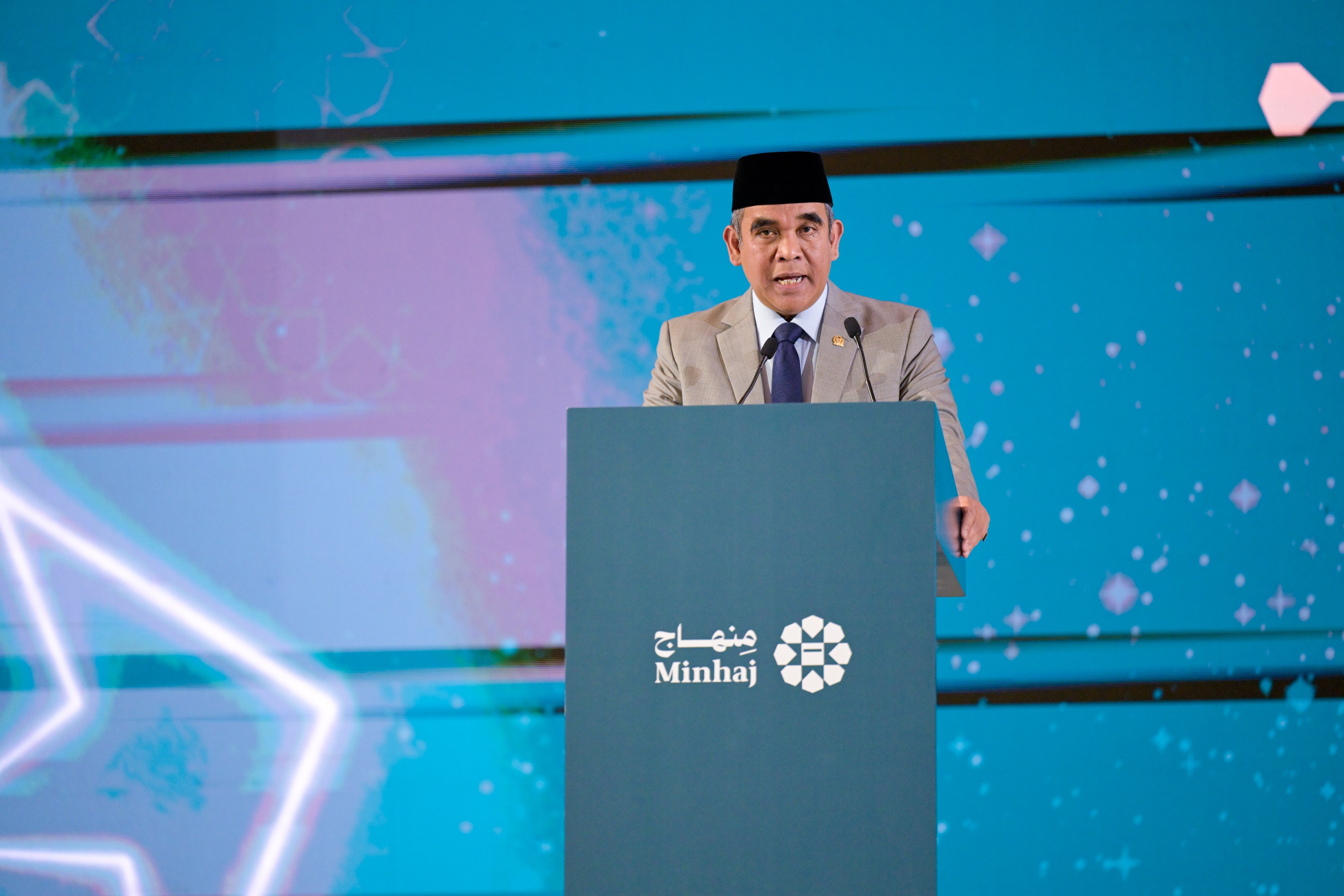 خدمةً للأمة، وتعزيزًا لمضامين انتمائها الإيماني نحو القبلة الجامعة : المنصةُ الرقميةُ "منهاج"، من مكة إلى العالم.