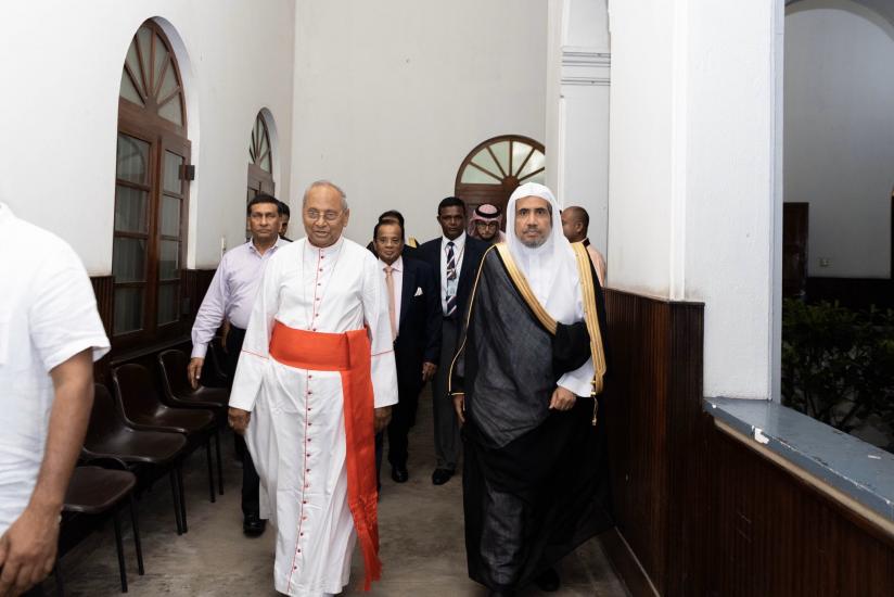 Le SG rencontre au Sri Lanka le Cardinal Ranjith, à qui il a présenté ses condoléances suite au attentats; ils ont traité de l’harmonie religieuse.