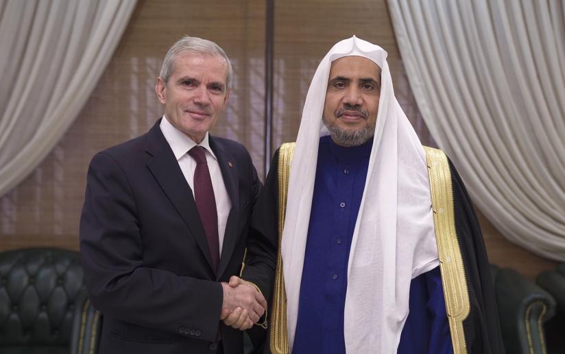 Mohammad Alissa a reçu l’Ambassadeur d’Albanie auprès du Royaume qui lui a remis une invitation du Premier Ministre pour visiter l’Albanie.