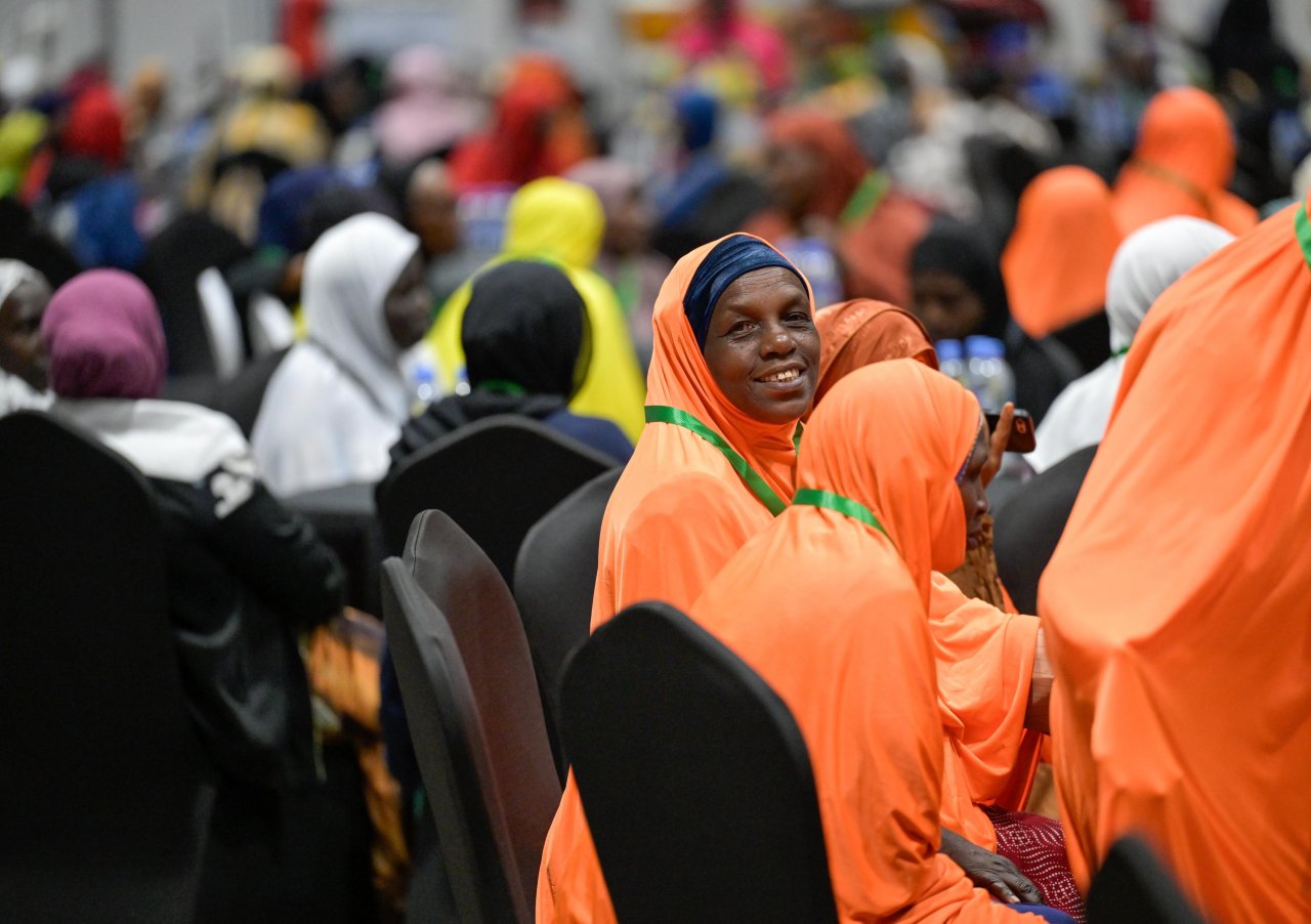 Cheikh Alissa participe au repas d’iftar du Ramadan avec la communauté musulmane au Rwanda.