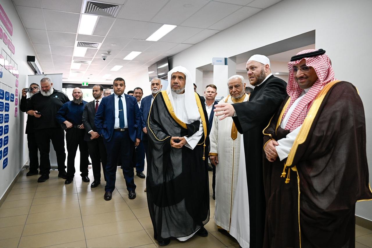 In the Presence of a Number of Federal and Local Ministers and Members of Parliament: The Australian Federation of Islamic Councils Celebrates the Visit of the Secretary-General of the MWL