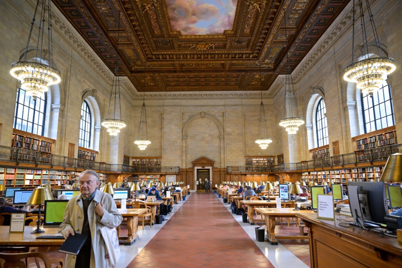At one of the world’s three largest libraries, the New York Public Library hosted H.E. Sheikh Dr. Mohammed Al-Issa , Secretary-General of the MWL