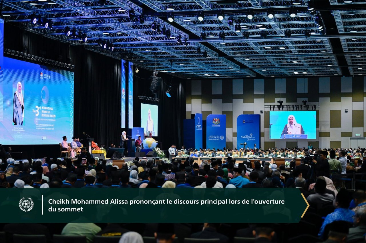 Le Secrétaire général, cheikh Mohammed Al-Issa a prononcé un discours d’ouverture lors du troisième Sommet international des responsables religieux