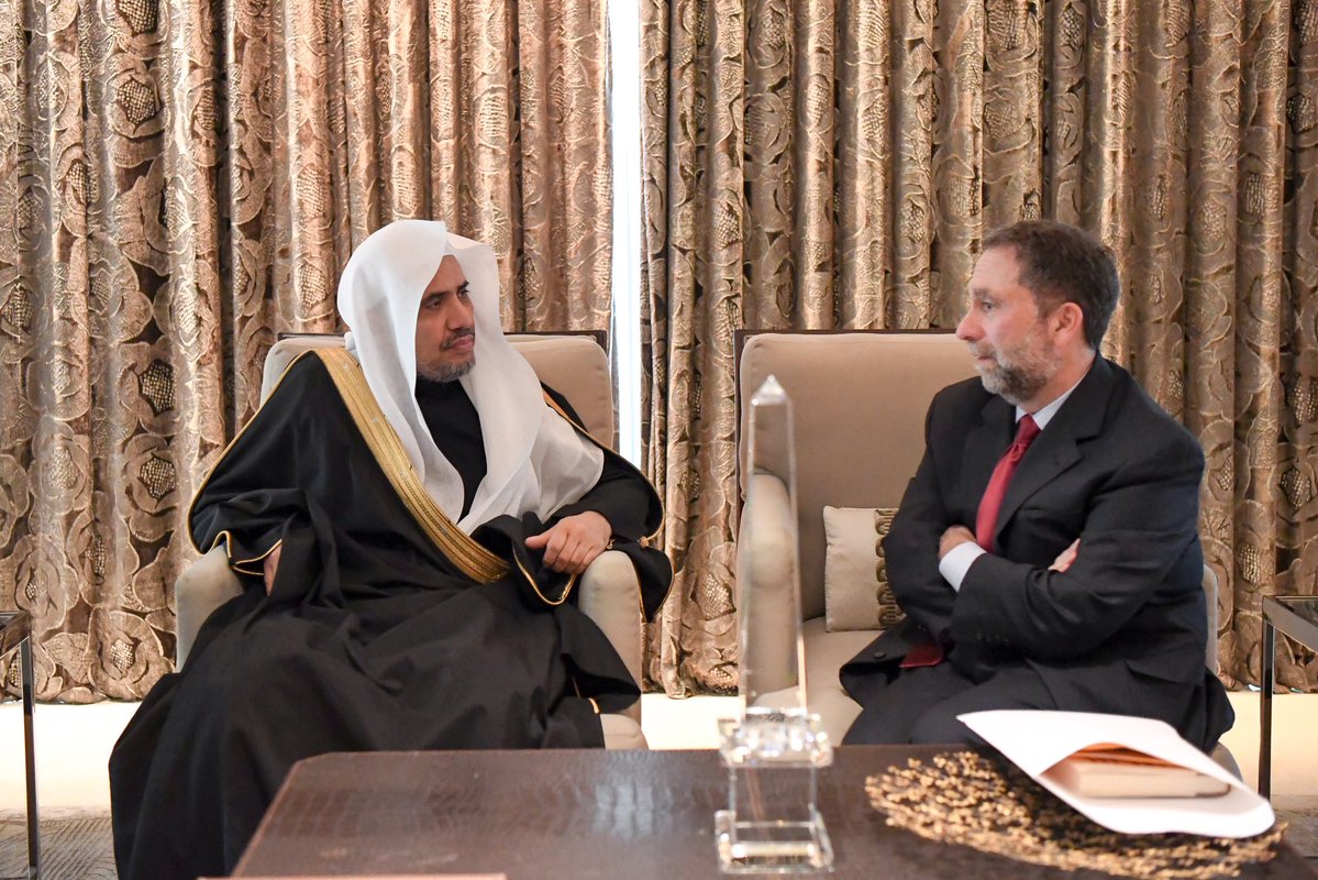 معالي الأمين العام يلتقي في واشنطن المدير التنفيذي لمعهد واشنطن السيد روبرت ساتلوف