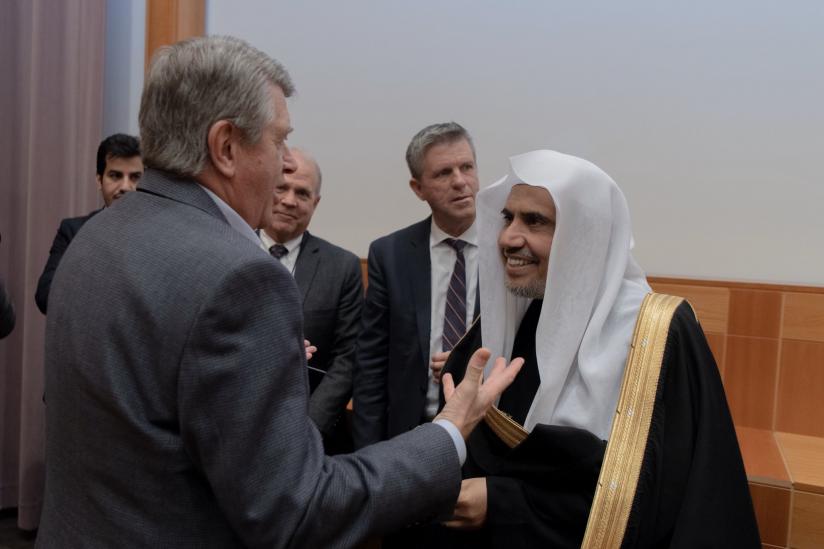 Le Doyen de l’université de Utah M. Orsen a reçu cheikh Alissa qu’il considère essentiel dans le monde pour l’établissement des relations entre les adeptes des religions.