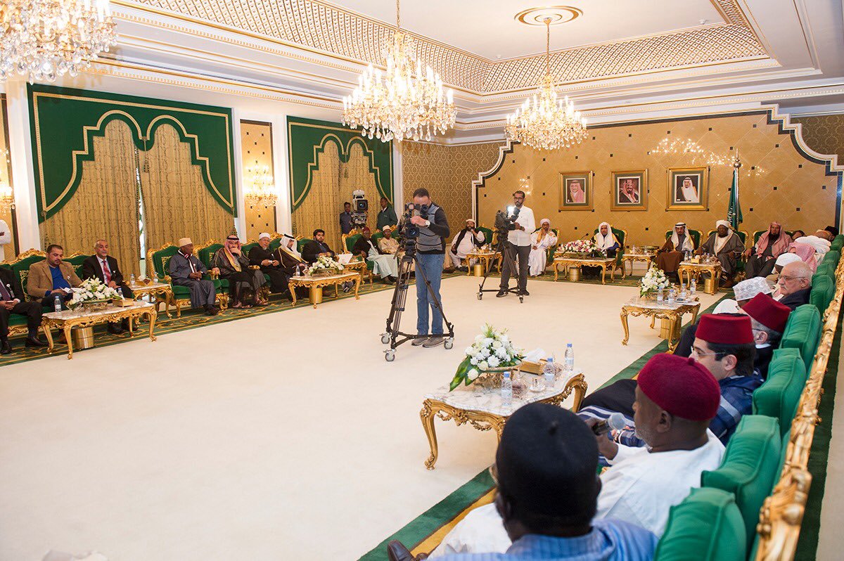 Islamic discourse must deal with Islamophobia phenomenon the same way the other deals with Wester phobia