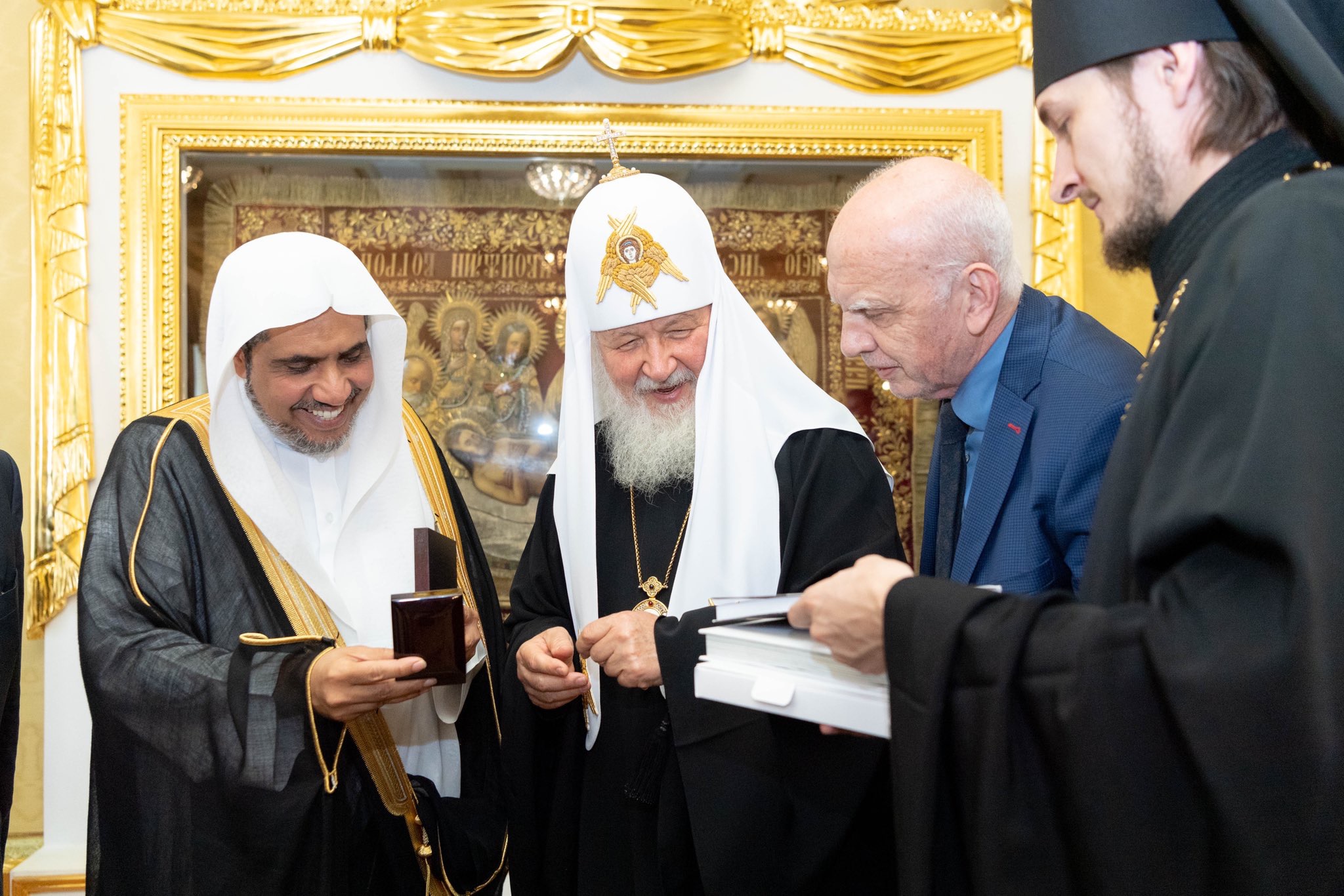 ڈاکٹر محمد العیسی نے مسلم اقوام کی طرف سے روسی آرتھوڈکس چرچ  کی نفرت کے خلاف اور فروغ  امن کی  کوششوں کی تعریف کی