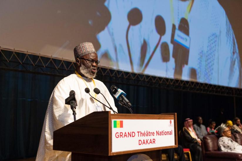 رابطہ عالم اسلامی نے دار الحکومت ڈاکار میں، سینیگال کے صدر میکی سال کی زیرِ سرپرستی اور افریقہ کے علماء اور مفکرین کی موجود گی میں بین الاقوامی کانفرنس