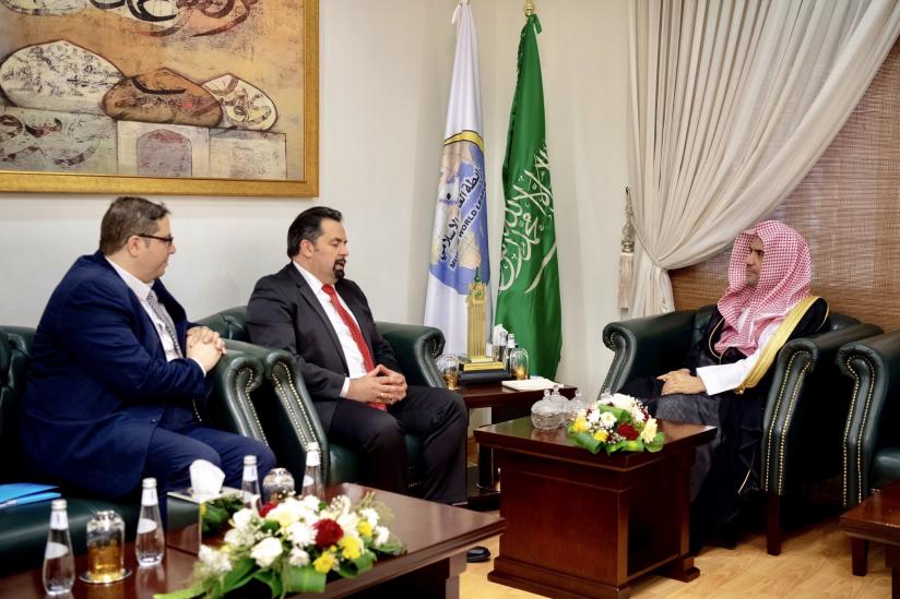 His Excellency the Secretary General receives His Excellency Ayman Mazik, President of the Supreme Council of Muslims in Germany