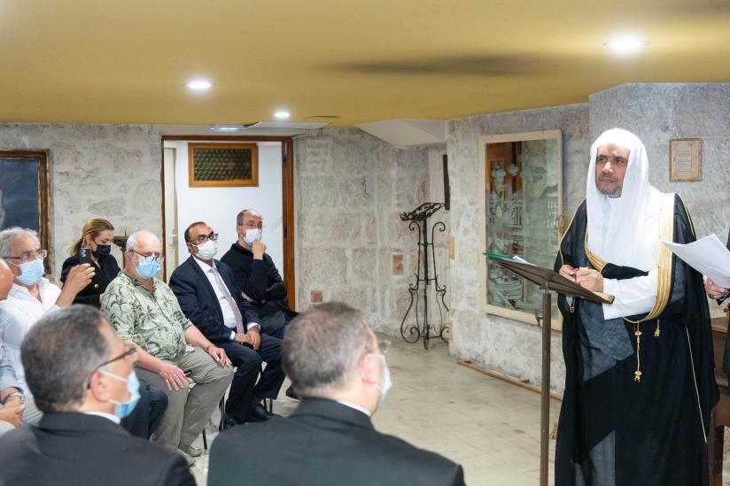 معالي الأمين العام الشيخ د. محمد العيسى يقوم  بزيارة كاتدرائية نيس الفرنسية التي تعرضت في وقت سابق لهجوم إرهابي
