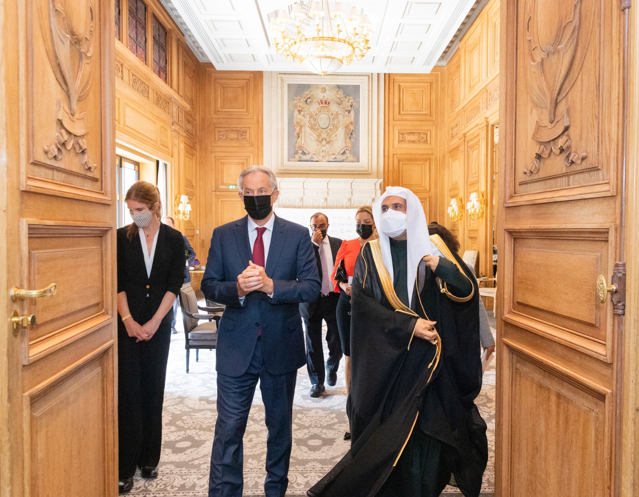 His Excellency Sheikh Dr. Mohammad Al-Issa meets former British Prime Minister Tony Blair