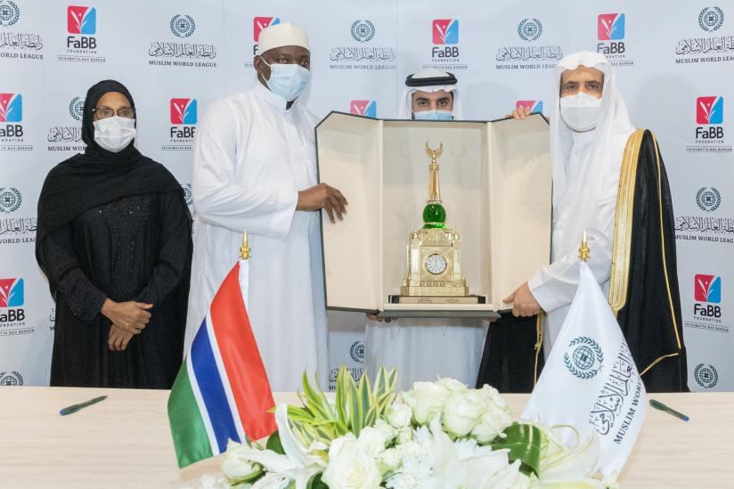 Le SG Mohammad Alissa a rencontré le Prdt de Gambie Adama Barrow au siège du musée international sur la tradition du Prophète.