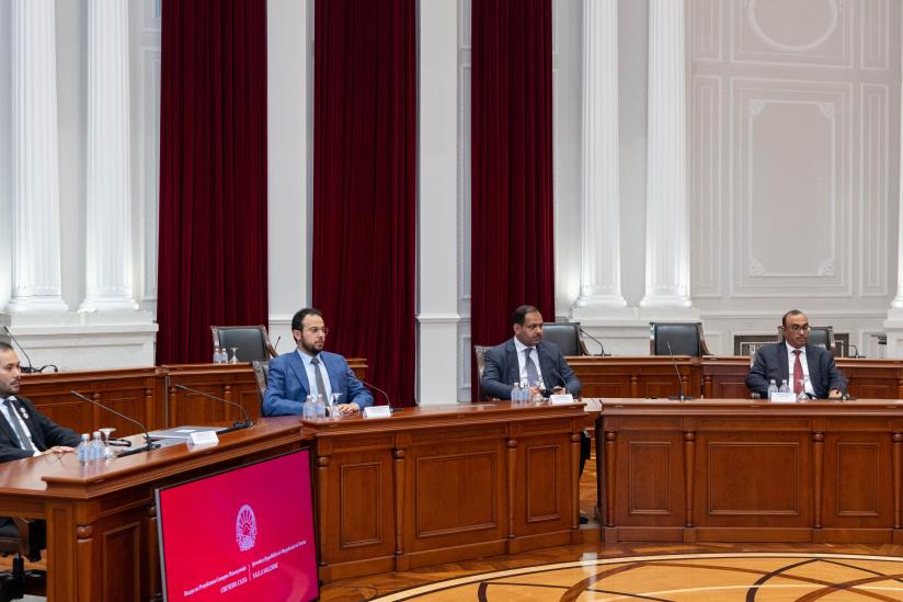 مذہبی جماعات اور گروہوں کے ساتھ روابط کے لئے حکومتی کمیٹی نے شمالی مقدونیہ کے دار الحکومت میں اپنے مرکزی دفتر میں عزت مآب شیخ ڈاکٹر ‫محمد العیسی‬ کا پُرجوش استقبال کیا