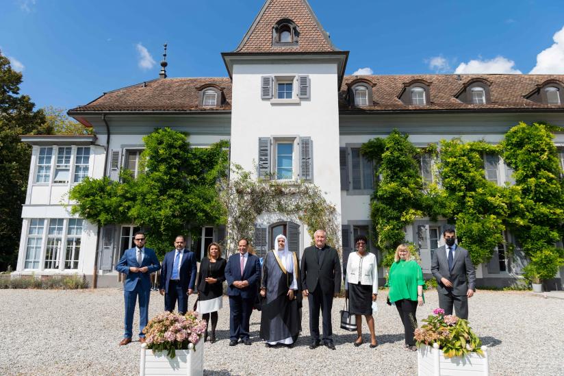 عالمی کونسل آف چرچز کے سیکرٹری جنرل ڈاکٹر یوان سوکا نے جنیوا میں عزت مآب شیخ ڈاکٹر ‫محمد العیسی‬ کے اعزاز میں ظہرانہ دیا