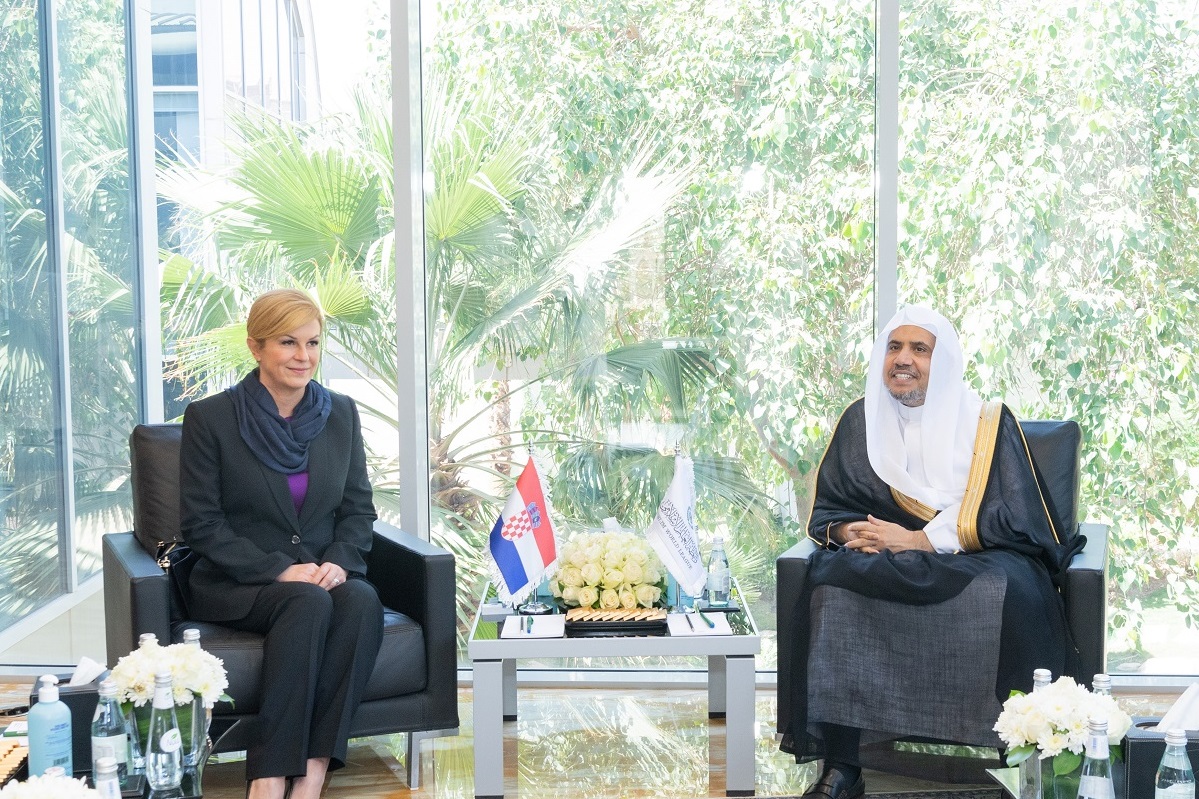 شيخ ڈاکٹر محمد العیسی نے اپنے ریاض دفتر میں، کروشیا کی سابق صدر اور عالمی امن کی سرگرم کارکن محترمہ کولینڈا گرابر کا استقبال کیا