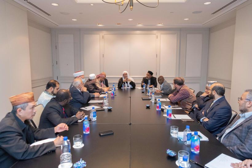HE Dr. Mohammad Alissa met with American muftis, imams, and other leaders in Washington